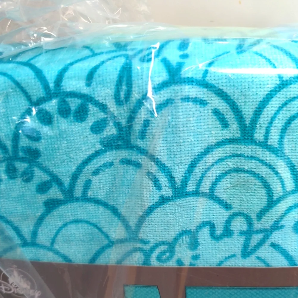 NWT Disney's The Little Mermaid Ariel Fin Beach Towel